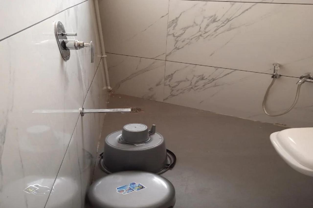 Hotel Fountain Fun Pātan Zewnętrze zdjęcie